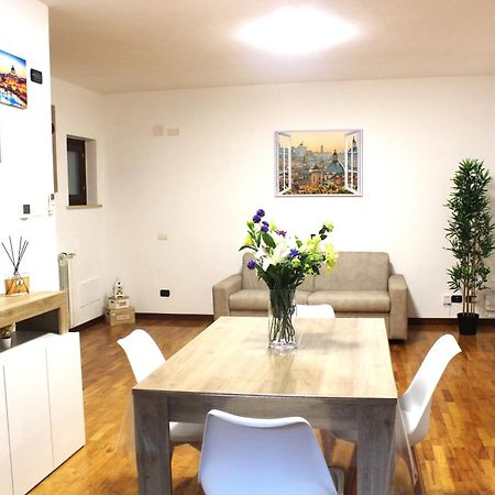 Appartement Minerva House - Airport And Fiera à Fiumicino Extérieur photo
